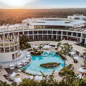 5* Resort Secrets & Club (adults Only)